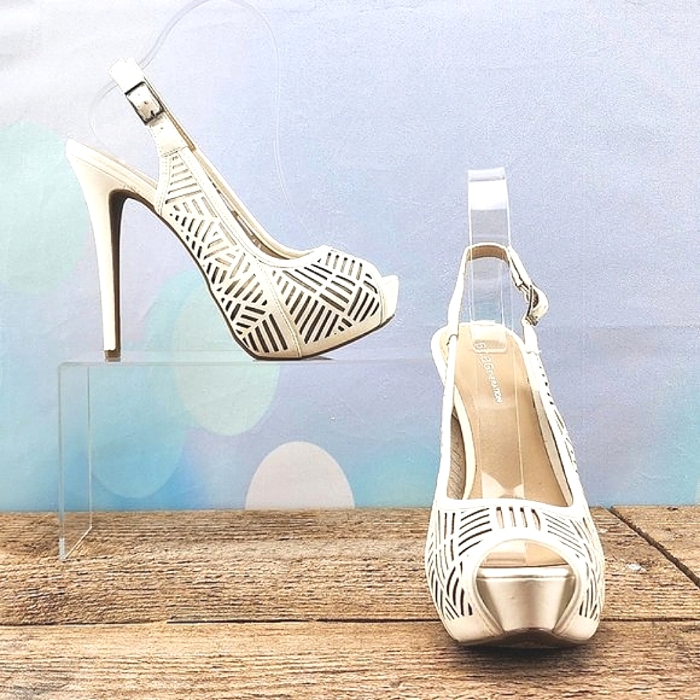 BCBGENERATION – Peep toe, platform, approx. 5.25”, white cream, size 8